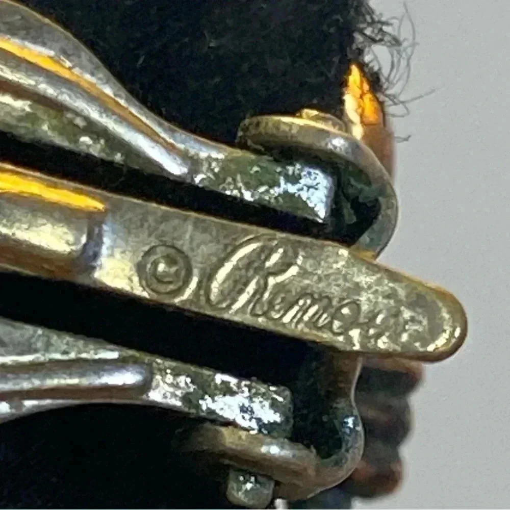 VINTAGE RENIOR CLIP ON COPPER EARRINGS - Picture 7 of 8